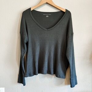 American Eagle Gray/Bluish Long Sleeve Waffle Knit Top Medium